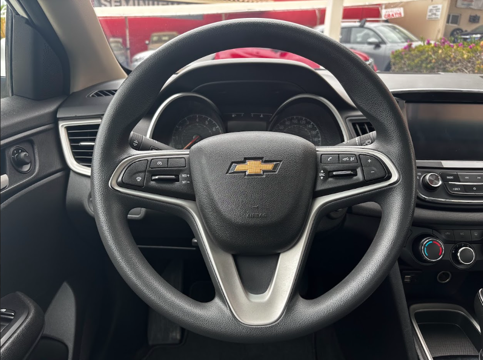 Chevrolet CAVALIER Atrás 16
